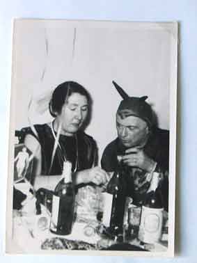 G. Fanselau mit Frau Ilse beim Fasching 1960
